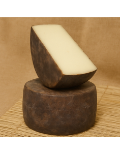 Queso Murcia al vino. Quesoteca cuevas, centro de afinado.